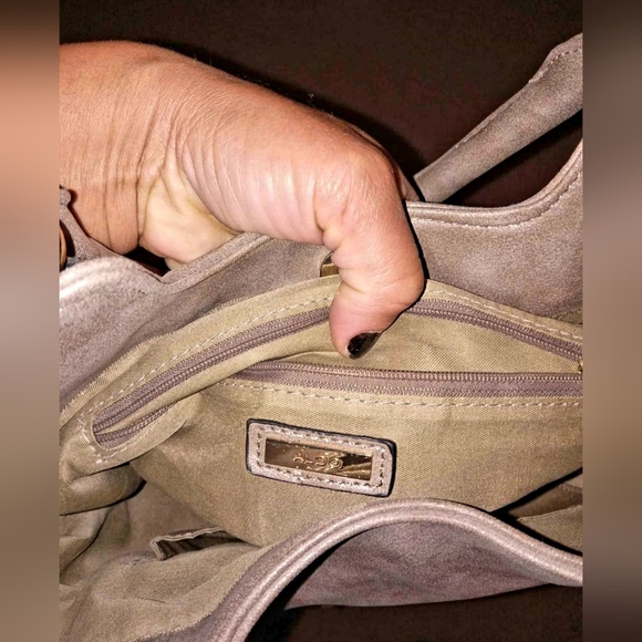 Purse - Picture 3 of 3